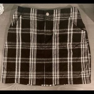 Black and White mini skirt